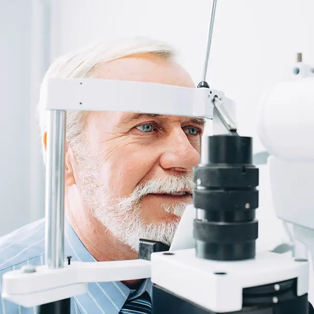 senior-man-eye-exam